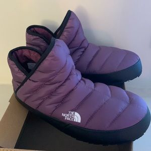 The North Face Women’s Thermoball Traction Bootie SZ 8
